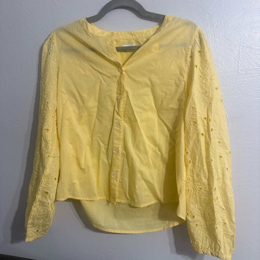 J.Crew Yellow Embroidered Eyelet Sleeve Button Shirt Blouse Size Medium Cotton